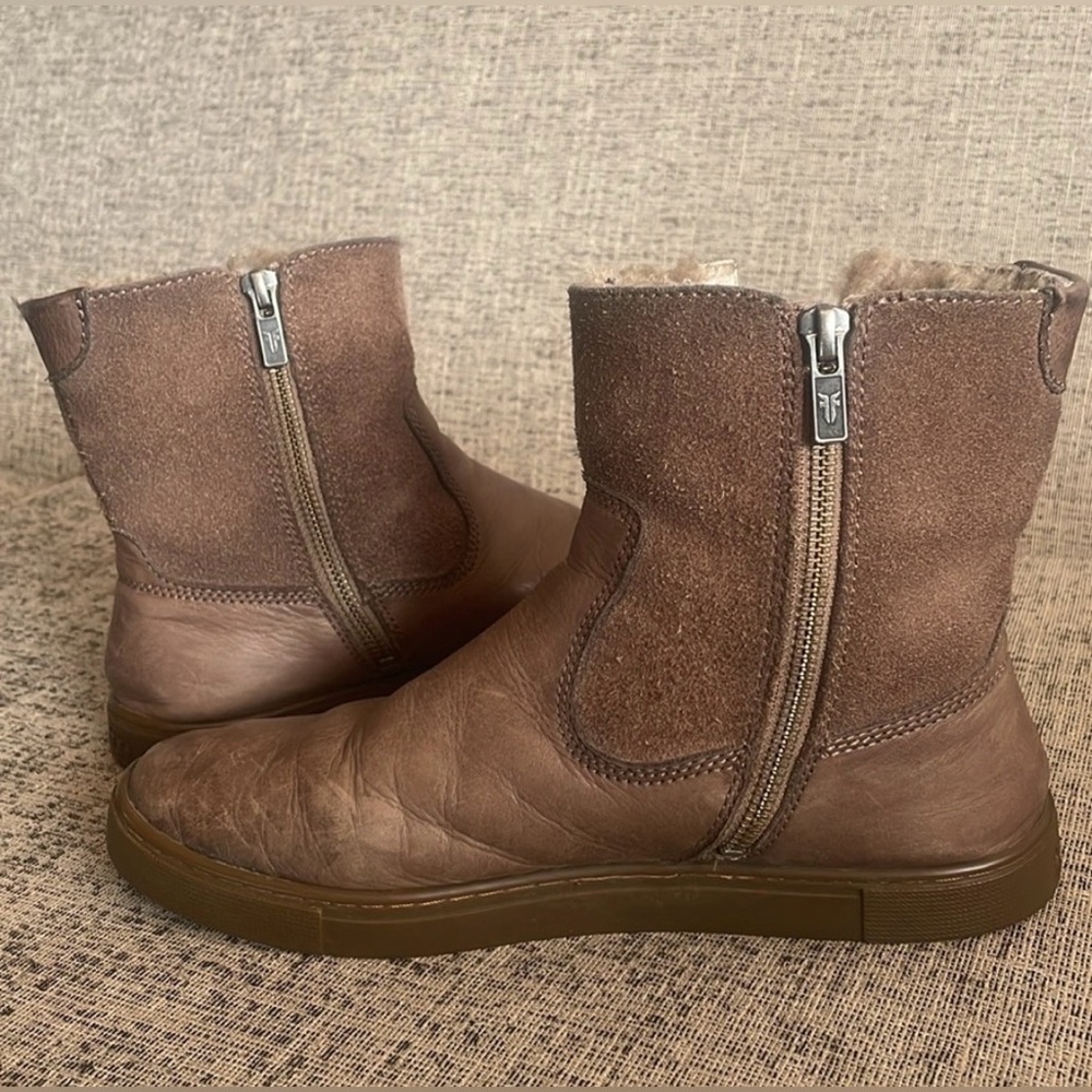 Frye Women’s Gemma Shearling Short Boot Lined, Leather. Size 7.5. So Cozy! - Picture 6 of 11